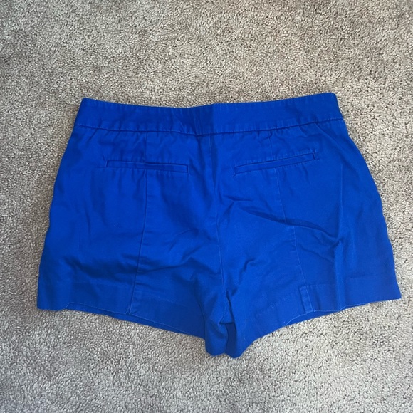 Gap shorts in cobalt blue - Picture 2 of 3